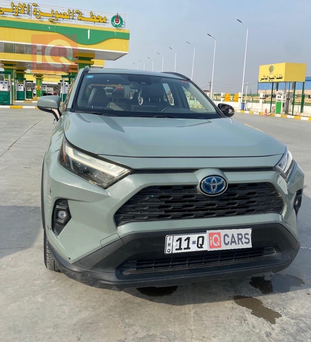 تۆیۆتا ڕاڤ 4